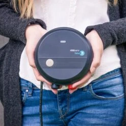 VOSS.pet Fenci M05 - 230V Elektrozaungerät - Hunde-, Katzen- Und Kleintierzaun -Optimal Ranchzaun Geschäft 41210 VOSS.PET Fenci M05 kompaktes Elektrozaungeraet fuer Haus Hof Garten