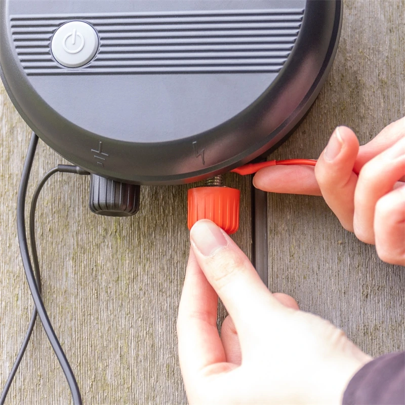 VOSS.pet Fenci MD06 – 12V / 230V Weidezaungerät - Haus & Hof - Pferde, Hunde, Hühner, Wildtiere 13 VOSS.pet Fenci MD06 – 12V / 230V Weidezaungerät - Haus & Hof - Pferde, Hunde, Hühner, Wildtiere – Bild 11