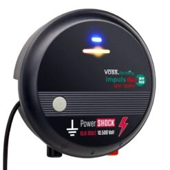 VOSS.farming Top Set: 55W Solarsystem + Extrem Starkes 12V Weidezaungerät DV160 + Tragebox 15 VOSS.farming Top Set: 55W Solarsystem + Extrem Starkes 12V Weidezaungerät DV160 + Tragebox -Optimal Ranchzaun Geschäft 41340 3 voss farming impuls duo dv160 12v 230w fuer lange einzaeunung