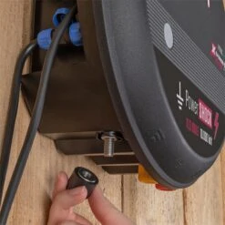 VOSS.farming "Xtreme X110" - Profi-Weidezaungerät 12V-230V, Ultra Stark, 11 Joule -Optimal Ranchzaun Geschäft 41510 voss farming zaunanschluesse weidezaungeraet xtremeduo x110