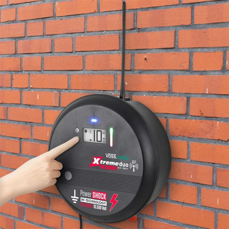 VOSS.farming "Xtreme Duo X200 RF" - Profi-Weidezaungerät 20J, Fernsteuerbar, Sehr Stark Für 230V/12V 6 VOSS.farming "Xtreme Duo X200 RF" - Profi-Weidezaungerät 20J, Fernsteuerbar, Sehr Stark Für 230V/12V – Bild 4