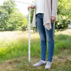 20x VOSS.farming Weidezaunpfahl 103cm, 2 Spitzen - Extra Stabiler Stand 21 20x VOSS.farming Weidezaunpfahl 103cm, 2 Spitzen - Extra Stabiler Stand -Optimal Ranchzaun Geschäft 42177 8 20 voss farming weidezaunpfaehle 103cm 8 oesen 2 Spitzen weiss