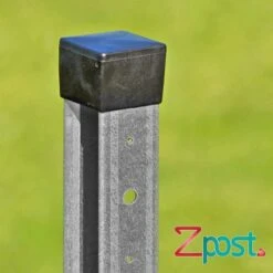 4x VOSS.farming Z-Profil / Z-profilpfahl, 100cm Alt. T-Pfosten Festzaunpfahl Weidezaunpfähle -Optimal Ranchzaun Geschäft 42220.4 Detailansicht ZPfofilpfahl Z Profilpfahl ZPost 1m mit Schutzkappe