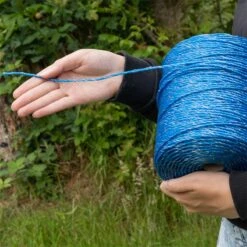 VOSS.farming Weidezaunlitze Wildabwehr 400m, 2x0,25 Kupfer+2x0,25 Niro, Blau 15 VOSS.farming Weidezaunlitze Wildabwehr 400m, 2x0,25 Kupfer+2x0,25 Niro, Blau -Optimal Ranchzaun Geschäft 42726 voss farming weidezaunlitze blau 400m detail 2