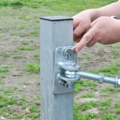 2x VOSS.farming Metall-Pfosten Für Weidetore, 200cm -Optimal Ranchzaun Geschäft 43900 7 VOSS.farming Torpfosten Metall 200cm feuerverzinkt stabil