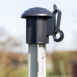 50x VOSS.farming Premium Kopfisolator Für T-Post, T-Pfosten, Schwarz, Sparpack 26 50x VOSS.farming Premium Kopfisolator Für T-Post, T-Pfosten, Schwarz, Sparpack -Optimal Ranchzaun Geschäft 44519 voss farming kopfisolator tpfosten praxisbild 4