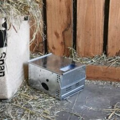 VOSS.farming Mause-Lebendfalle "Catch-All", Metall -Optimal Ranchzaun Geschäft 45398 Mausfalle CATCH ALL Lebendfalle im Pferdestall Futterkammer