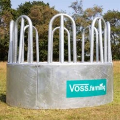 VOSS.farming Rundballenraufe, Heuraufe, Rundraufe Mit 8 Fressplätzen Und Palisadenfressgitter 16 VOSS.farming Rundballenraufe, Heuraufe, Rundraufe Mit 8 Fressplätzen Und Palisadenfressgitter -Optimal Ranchzaun Geschäft 45420 voss farming rundraufe heuraufe fuer pferde rinder 8 fressplaetze
