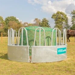 VOSS.farming Rundballenraufe, Heuraufe, Rundraufe Mit 12 Fressplätzen Und Palisadenfressgitter 24 VOSS.farming Rundballenraufe, Heuraufe, Rundraufe Mit 12 Fressplätzen Und Palisadenfressgitter -Optimal Ranchzaun Geschäft 45421 voss farming rundballenraufe mit rundballen und sparfutternetz