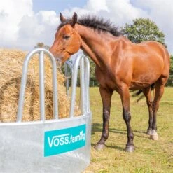 VOSS.farming Rundballenraufe, Heuraufe, Rundraufe Mit 12 Fressplätzen Und Palisadenfressgitter 22 VOSS.farming Rundballenraufe, Heuraufe, Rundraufe Mit 12 Fressplätzen Und Palisadenfressgitter -Optimal Ranchzaun Geschäft 45421 voss farming rundraufe 3 teilig fuer die weide koppel