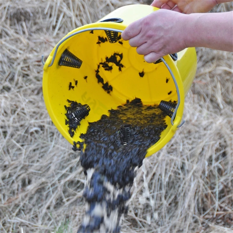 SET: Flybuckets Fliegenfalle + Lockmittel 240g - Fliegenschutz Für Stall & Weide 15 SET: Flybuckets Fliegenfalle + Lockmittel 240g - Fliegenschutz Für Stall & Weide – Bild 13