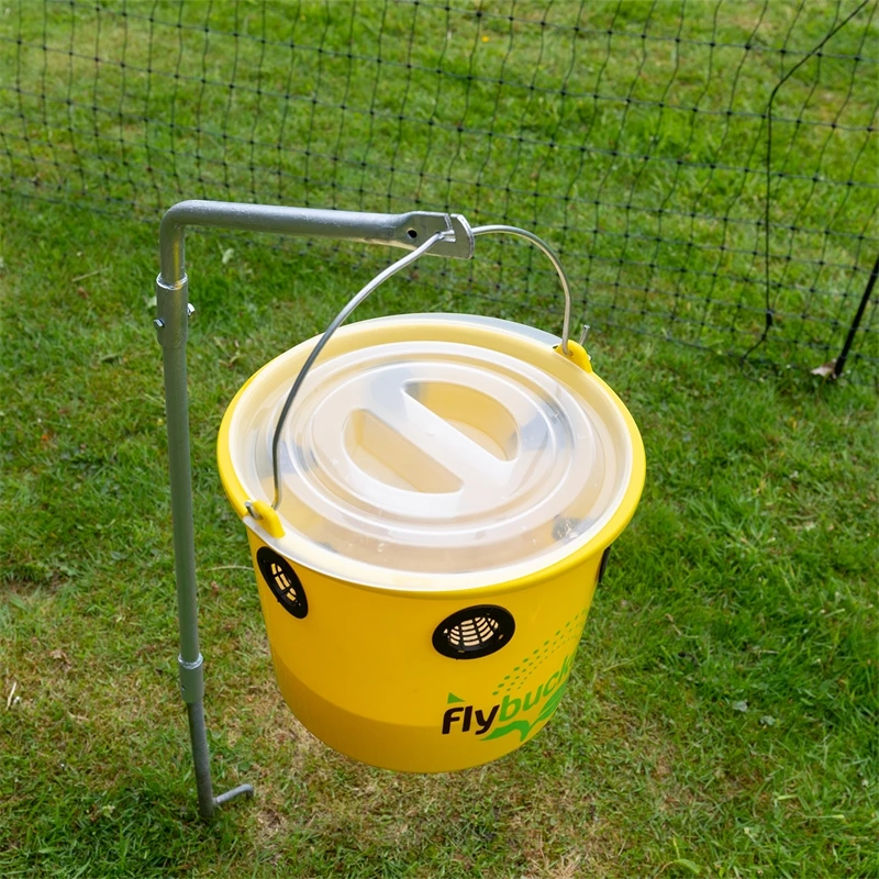 SET: Flybuckets Fliegenfalle + Lockmittel 240g - Fliegenschutz Für Stall & Weide 19 SET: Flybuckets Fliegenfalle + Lockmittel 240g - Fliegenschutz Für Stall & Weide – Bild 17