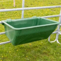 Langtrog Zum Einhängen Für Kühe, Kälber Und Pferde, 180 Liter 21 Langtrog Zum Einhängen Für Kühe, Kälber Und Pferde, 180 Liter -Optimal Ranchzaun Geschäft 503156 xxl langtrog zum einhaengen 9