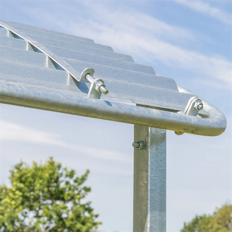 VOSS.farming Heuraufe Spar-Set, 2x2m Mit Dach Und Palisadenfressgitter + Futtersparnetz + Rahmen 12 VOSS.farming Heuraufe Spar-Set, 2x2m Mit Dach Und Palisadenfressgitter + Futtersparnetz + Rahmen – Bild 10