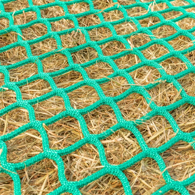 VOSS.farming Futtersparnetz "rund" Für Heu-Rundballen - Ø 2,50m, Maschenweite 4,5x4,5cm 3 VOSS.farming Futtersparnetz "rund" Für Heu-Rundballen - Ø 2,50m, Maschenweite 4,5x4,5cm