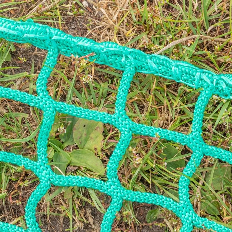 VOSS.farming Futtersparnetz "rund" Für Heu-Rundballen - Ø 2,50m, Maschenweite 4,5x4,5cm 6 VOSS.farming Futtersparnetz "rund" Für Heu-Rundballen - Ø 2,50m, Maschenweite 4,5x4,5cm – Bild 4