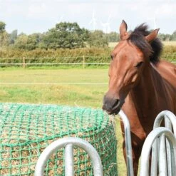 VOSS.farming Rundballennetz, Heunetz Für Rundballen - 1,60x1,60m, Maschenweite 4,5x4,5cm 18 VOSS.farming Rundballennetz, Heunetz Für Rundballen - 1,60x1,60m, Maschenweite 4,5x4,5cm -Optimal Ranchzaun Geschäft 504600 voss farming rundballennetz rinder pferde ponys