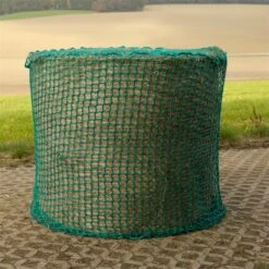 VOSS.farming Rundballennetz, Heunetz Für Rundballen - 1,80x1,80m, Maschenweite 4,5x4,5cm 11 VOSS.farming Rundballennetz, Heunetz Für Rundballen - 1,80x1,80m, Maschenweite 4,5x4,5cm -Optimal Ranchzaun Geschäft 504606 heunetz fur rundballen