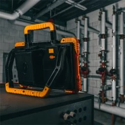 LED Baustrahler - Akku Strahler Mit Adapter, Multi Akku Arbeitsleuchte, 40W, 5500lm -Optimal Ranchzaun Geschäft 510560 multi akku arbeitsleuchte 40w 5500lm 17