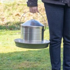 Edelstahl Geflügeltränke Mit Griff, Wassertränke Für Hühner Und Geflügel -Optimal Ranchzaun Geschäft 560437 8 edelstahl gefluegeltraenke 8 liter