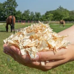 PEER-SPAN Volume Span - Einstreu, Ca. 600 Liter Streuvolumen (18kg) 19 PEER-SPAN Volume Span - Einstreu, Ca. 600 Liter Streuvolumen (18kg) -Optimal Ranchzaun Geschäft 569915 peer span grobe struktur besonders saugfaehig staubarm geruchsbindend