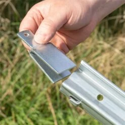 VOSS.farming Dreier-Eckstreben-Set Für Z-Profil, Verstärkung Knotengeflecht 21 VOSS.farming Dreier-Eckstreben-Set Für Z-Profil, Verstärkung Knotengeflecht -Optimal Ranchzaun Geschäft 68602 voss farming kappe verzinkt aufsetzen z profilpfahl