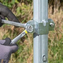 VOSS.farming Dreier-Eckstreben-Set Für Z-Profil, Verstärkung Knotengeflecht 19 VOSS.farming Dreier-Eckstreben-Set Für Z-Profil, Verstärkung Knotengeflecht -Optimal Ranchzaun Geschäft 68604 voss farming schelle am z profilpfosten anschraubenl