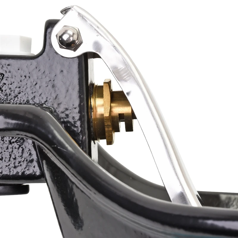 Tränkebecken Aus Guss Mit Edelstahlzunge, Selbsttränke Für Rinder Und Pferde, Schwarz 10 Tränkebecken Aus Guss Mit Edelstahlzunge, Selbsttränke Für Rinder Und Pferde, Schwarz – Bild 8