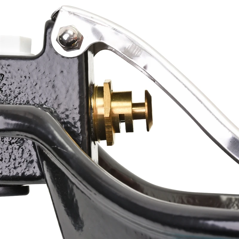 Tränkebecken Aus Guss Mit Edelstahlzunge, Selbsttränke Für Rinder Und Pferde, Schwarz 9 Tränkebecken Aus Guss Mit Edelstahlzunge, Selbsttränke Für Rinder Und Pferde, Schwarz – Bild 7