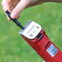 Kerbl Akku-Schermaschine "Profi" Für Detailschur, Inkl. 2 Akkus Und Scherkopf -Optimal Ranchzaun Geschäft 85620 akku schermaschine profi pinsel zur reinigung enthalten