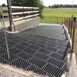 5x VOSS.farming Paddockplatten - 1m² Rasengitter, Paddockgitter, 50x40x4cm 41 5x VOSS.farming Paddockplatten - 1m² Rasengitter, Paddockgitter, 50x40x4cm -Optimal Ranchzaun Geschäft 87010 voss farming paddockplatte paddockboden