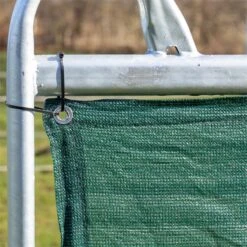 VOSS.farming Windschutznetz 3,55 X 1,2m, Für Weidepanels, Grün 28 VOSS.farming Windschutznetz 3,55 X 1,2m, Für Weidepanels, Grün -Optimal Ranchzaun Geschäft 88005 06 07 08 windschutznetz mit oesen praxis 8 3