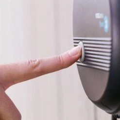 VOSS.pet Fenci M09 - 230V Weidezaungerät - Haus & Hof - Pferde, Hunde, Hühner, Wildtiere 24 VOSS.pet Fenci M09 - 230V Weidezaungerät - Haus & Hof - Pferde, Hunde, Hühner, Wildtiere -Optimal Ranchzaun Geschäft VOSS.PET Fenci 230V Elektrozaun wasserdicht mit praktischen Ein Ausschalter