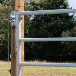 VOSS.farming Weidetor Weidezauntor, Verzinkt, Verstellbar 405 - 500 Cm, 110 Cm Hoch 41 VOSS.farming Weidetor Weidezauntor, Verzinkt, Verstellbar 405 - 500 Cm, 110 Cm Hoch -Optimal Ranchzaun Geschäft voss farming weidetor befestigung am robusten scharnier 4